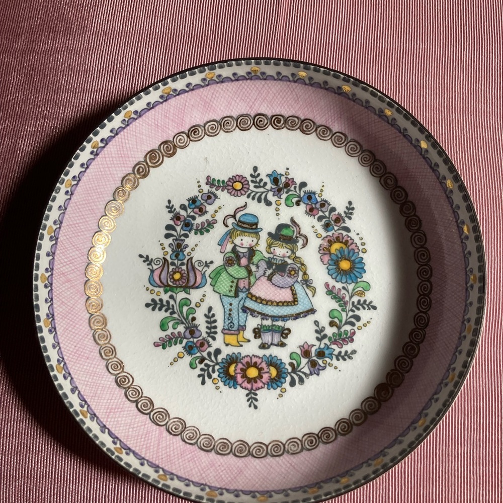 Vntg Steinbock Email Austrian enamel on copper dish. HAND PAINTED